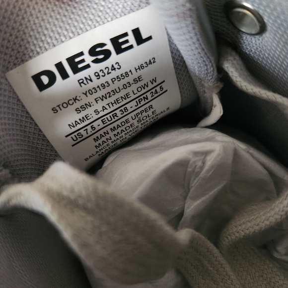 Diesel S-Athene Low Women's Silver Leather Designer Sneakers Shoes Size 7.5 - Picture 6 of 9